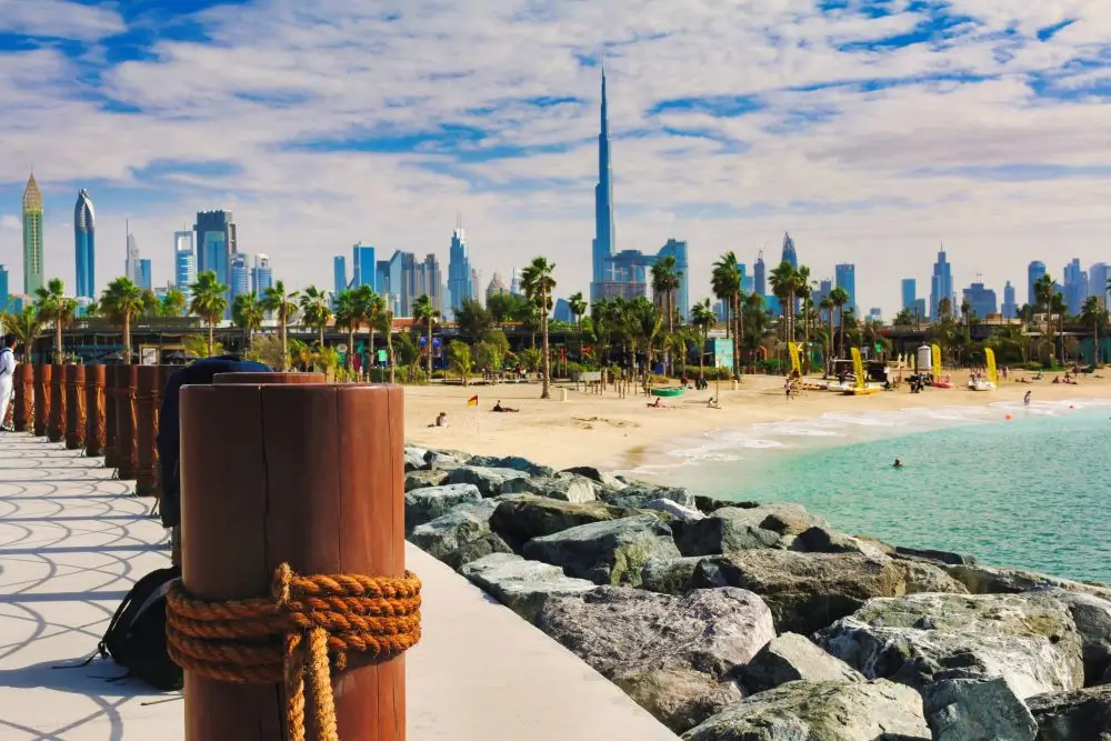 Dubai beach luxury living - GoGold